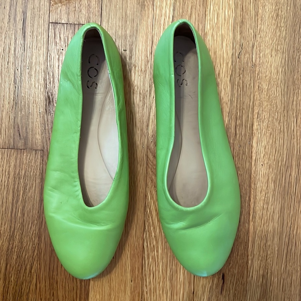 Green cos flats size 39